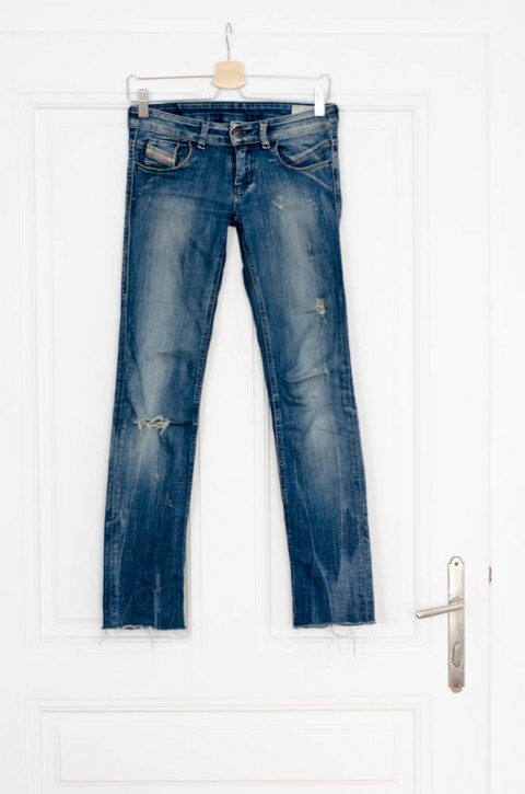 We love jeans. The new jeans trends for spring summer. Pur Style styling tip. 